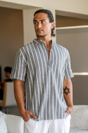 פולו פשתן פסים